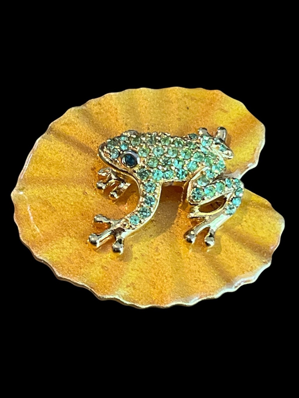 VTG Jackie Orr Signed Swarovski Frog on Lily Pad Brooch
